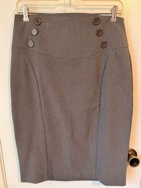 Courtenay Gray Button-Detail Pencil Skirt